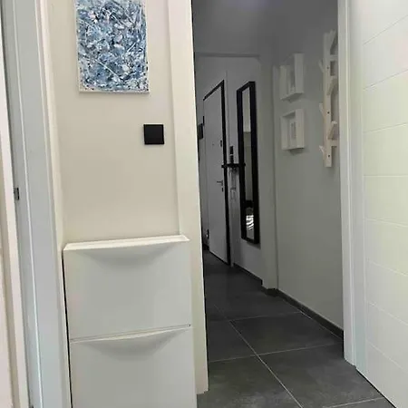 Apartment In Affitto *