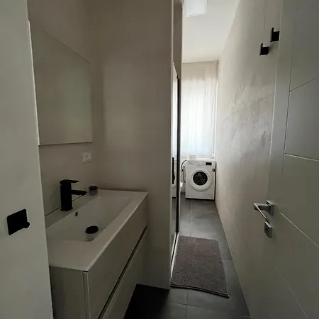 Apartment In Affitto